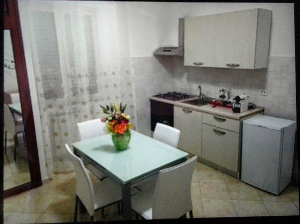 Apartment La Maison Месина Екстериор снимка